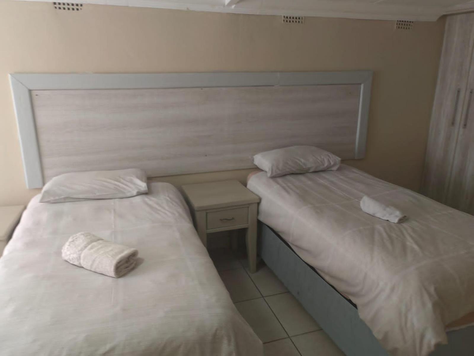 Sibahlenomhlambi Guesthouse Springs  Room photo